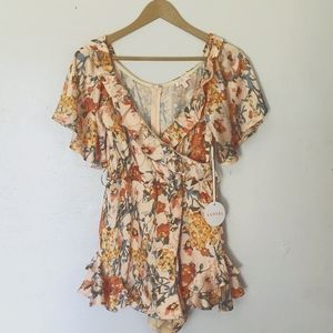NWT Luxxel Faux Wrap Floral Ruffle Romper sz Small women's